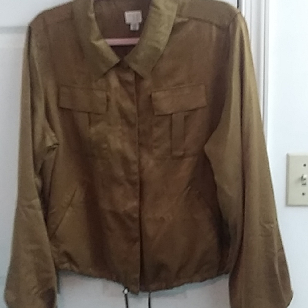 Satiny Snap Down Blouse Cinch Bottom